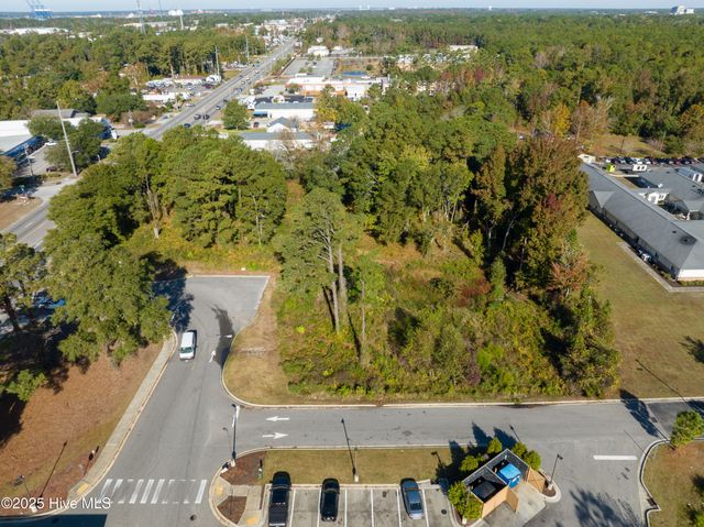 3729 Carolina Beach Road, Wilmington, NC 28412