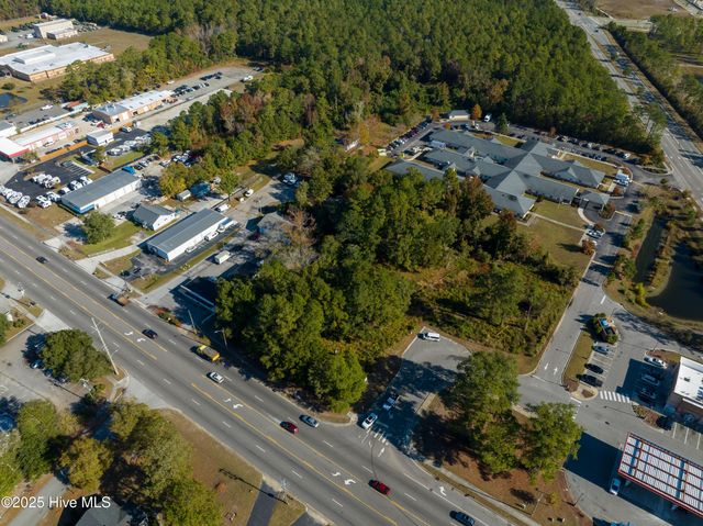 3729 Carolina Beach Road, Wilmington, NC 28412