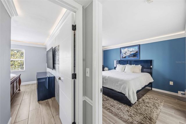 3227 BENEVA ROAD 201, Sarasota, FL 34232