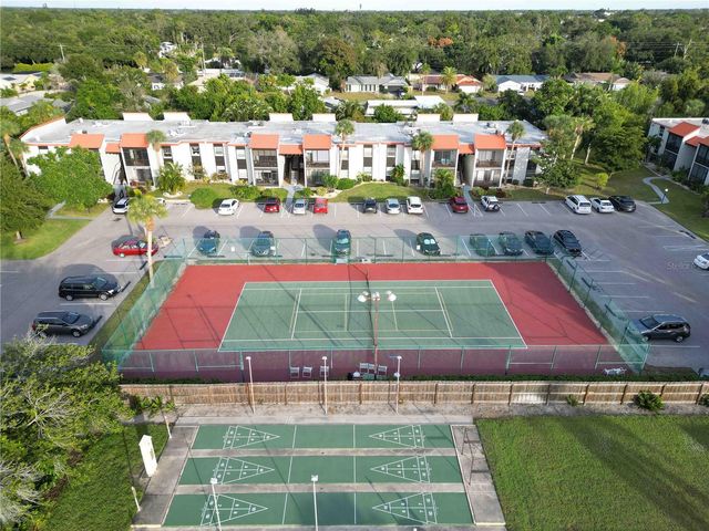 3227 BENEVA ROAD 201, Sarasota, FL 34232