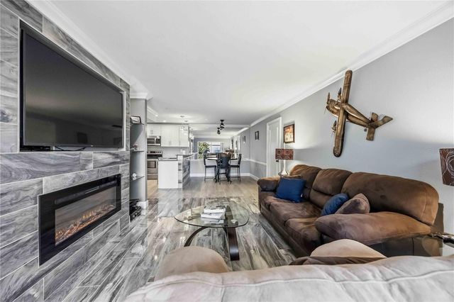 3227 BENEVA ROAD 201, Sarasota, FL 34232