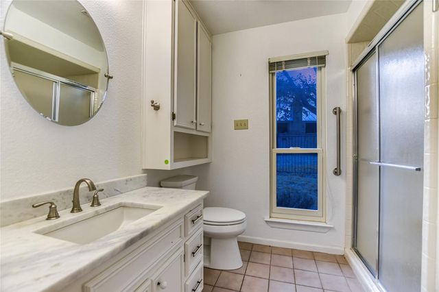 204 Blue Ground, Horseshoe Bay, TX 78657