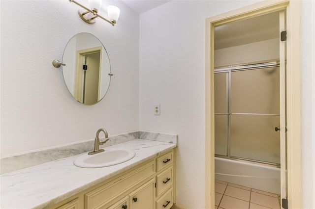 204 Blue Ground, Horseshoe Bay, TX 78657