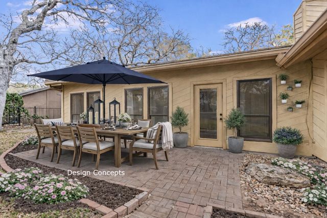 204 Blue Ground, Horseshoe Bay, TX 78657