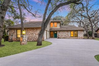 204 Blue Ground, Horseshoe Bay, TX 78657