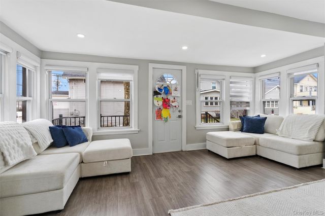 167 Beach 3rd Street, Far Rockaway, NY 11691