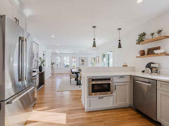 75 Foster Rd. 1, Belmont, MA 02478