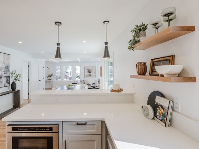 75 Foster Rd. 1, Belmont, MA 02478