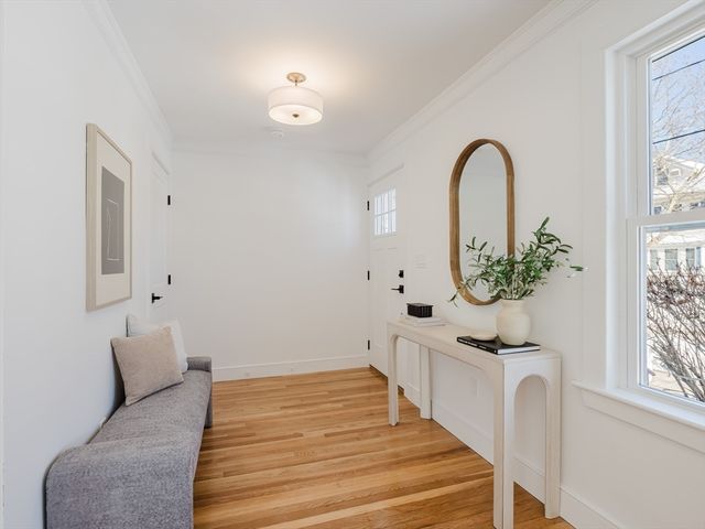 75 Foster Rd. 1, Belmont, MA 02478