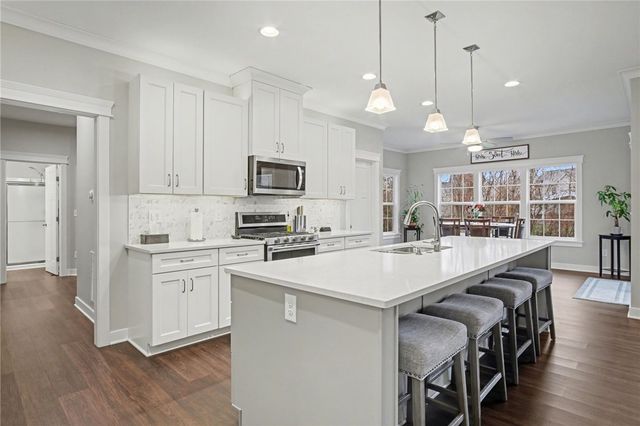 248 Hillbridge Drive, Greece, NY 14612