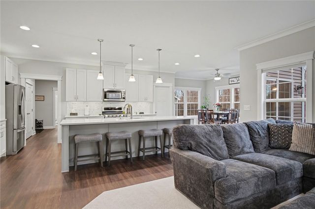 248 Hillbridge Drive, Greece, NY 14612