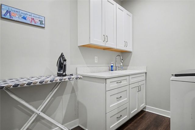 248 Hillbridge Drive, Greece, NY 14612