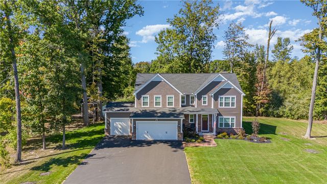 248 Hillbridge Drive, Greece, NY 14612