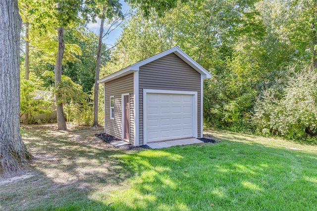 248 Hillbridge Drive, Greece, NY 14612