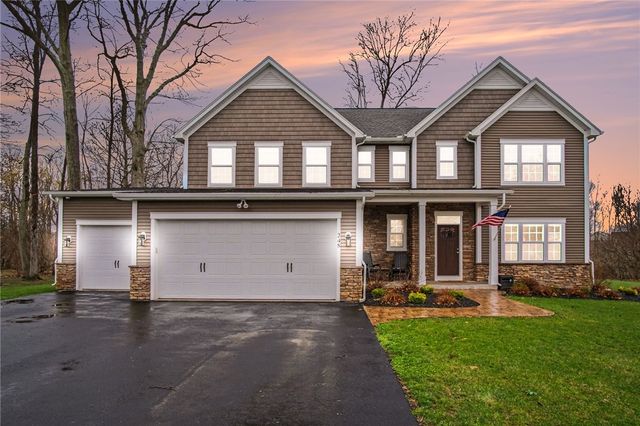 248 Hillbridge Drive, Greece, NY 14612