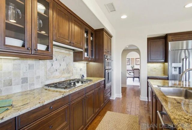 7970 Entrada De Luz E, San Diego, CA 92127