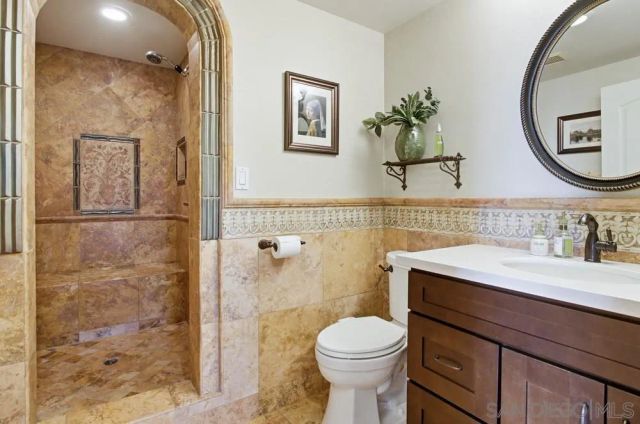 7970 Entrada De Luz E, San Diego, CA 92127