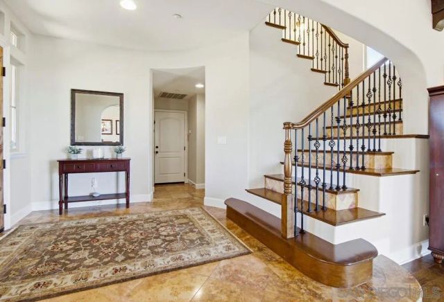 7970 Entrada De Luz E, San Diego, CA 92127