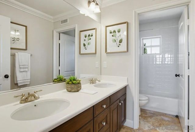 7970 Entrada De Luz E, San Diego, CA 92127