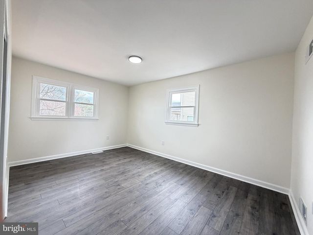 7629 HURON DR, Gainesville, VA 20155