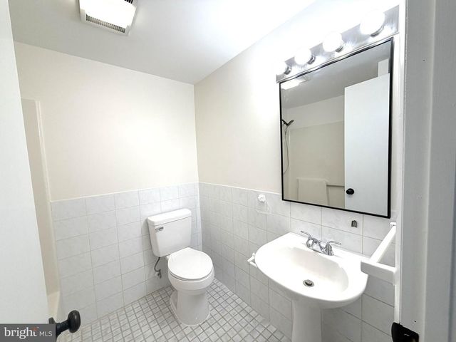 7629 HURON DR, Gainesville, VA 20155