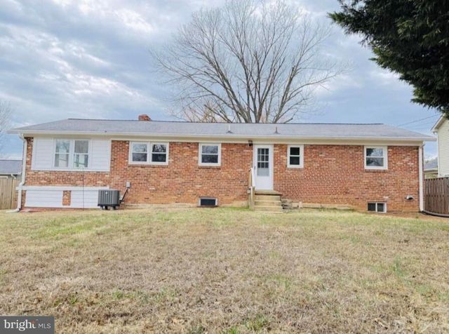 7629 HURON DR, Gainesville, VA 20155