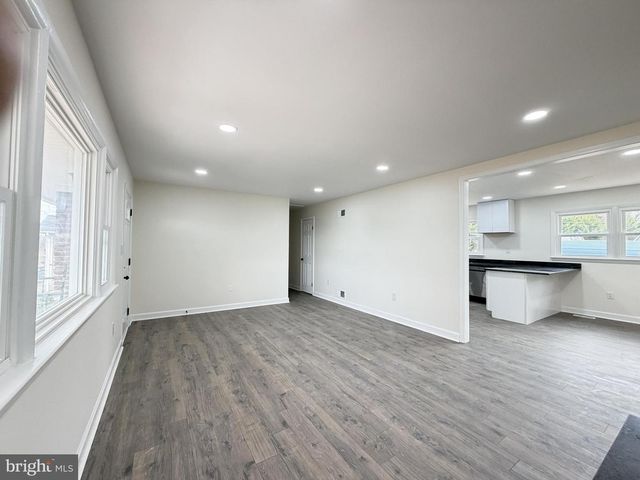 7629 HURON DR, Gainesville, VA 20155