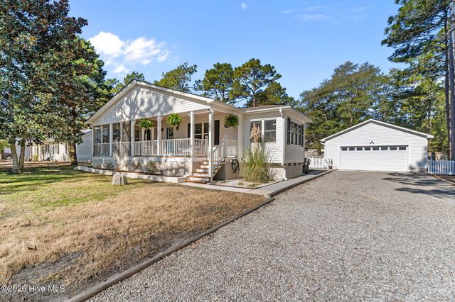 1257 N Shore Drive, Southport, NC 28461