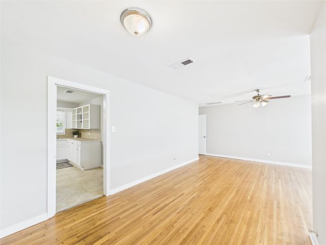 825 Grove Street, Deer Park, TX 77536