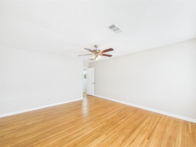 825 Grove Street, Deer Park, TX 77536