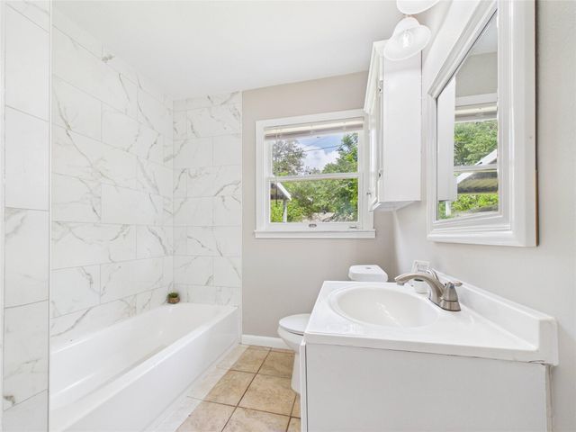 825 Grove Street, Deer Park, TX 77536