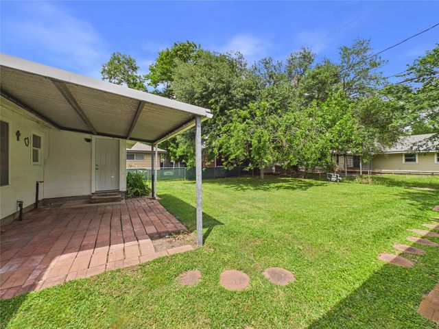 825 Grove Street, Deer Park, TX 77536