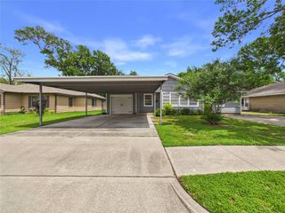 825 Grove Street, Deer Park, TX 77536