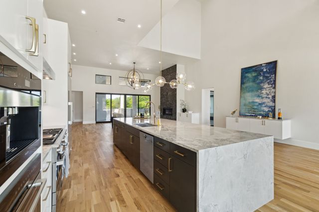 4309 Saddleback Lane, Southlake, TX 76092