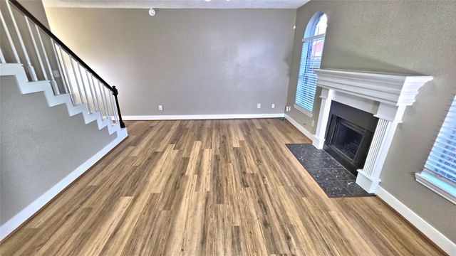 5803 Cinnamon Creek Circle, Houston, TX 77084