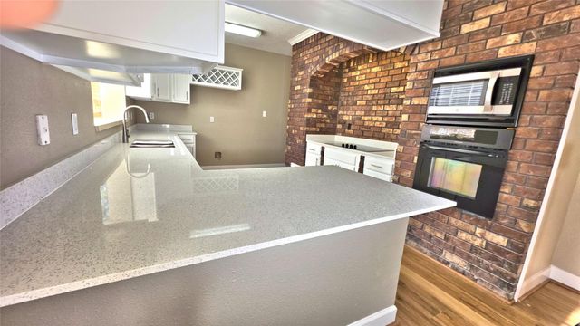 5803 Cinnamon Creek Circle, Houston, TX 77084