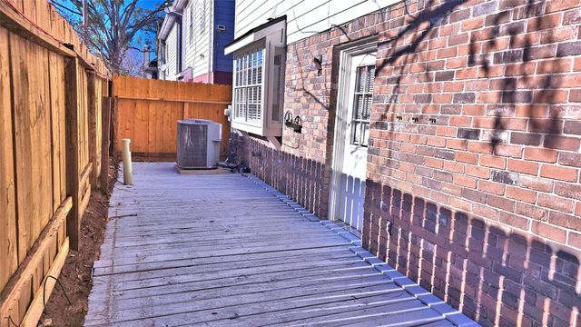 5803 Cinnamon Creek Circle, Houston, TX 77084