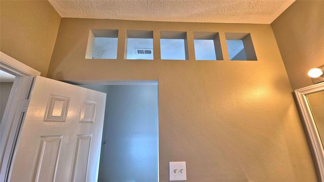 5803 Cinnamon Creek Circle, Houston, TX 77084