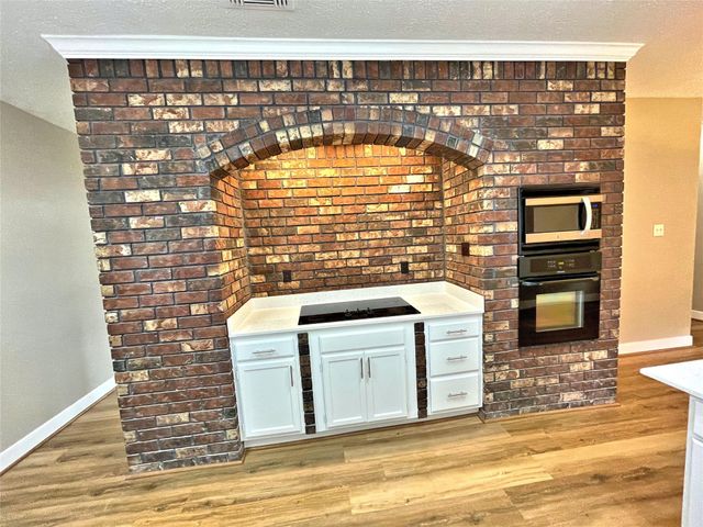 5803 Cinnamon Creek Circle, Houston, TX 77084