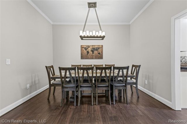 3754 Knightbridge Circle, Sterling Heights, MI 48314