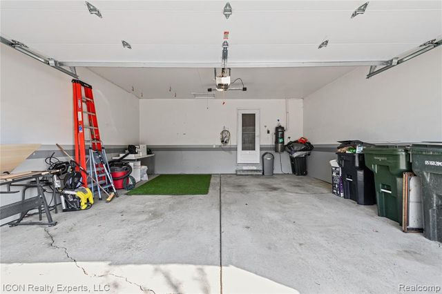 3754 Knightbridge Circle, Sterling Heights, MI 48314