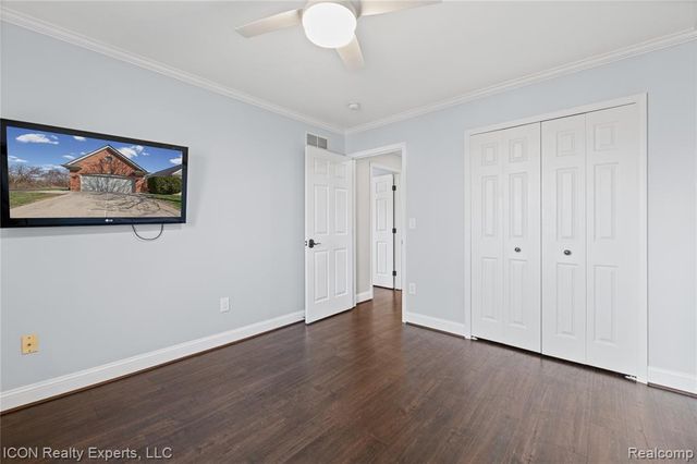 3754 Knightbridge Circle, Sterling Heights, MI 48314