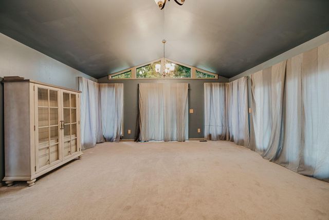 300 Dunbarton Road, Gahanna, OH 43230