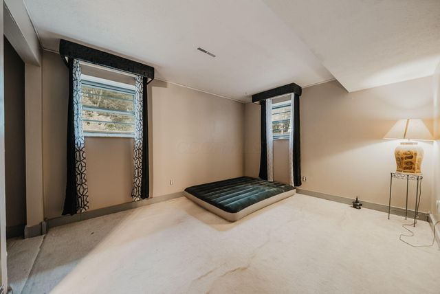 300 Dunbarton Road, Gahanna, OH 43230