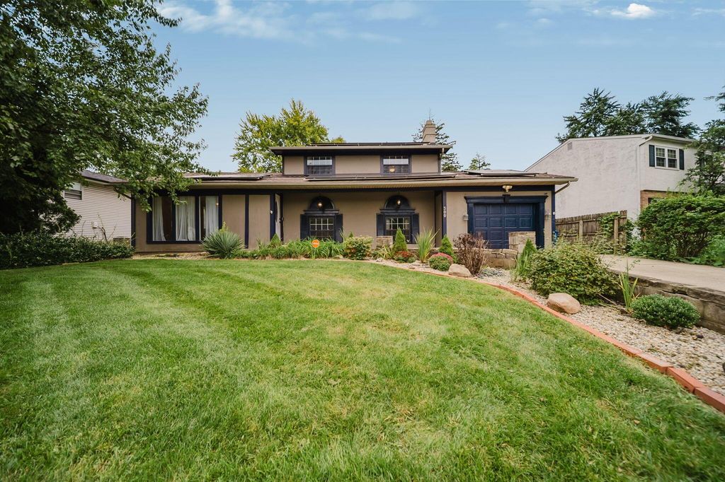 300 Dunbarton Road, Gahanna, OH 43230