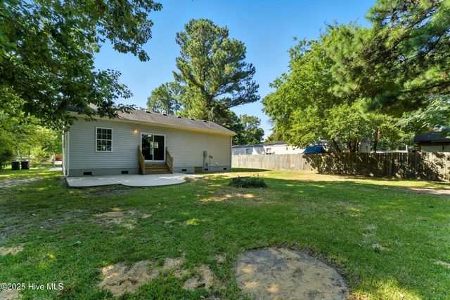 146 Wedgewood Drive, Moyock, NC 27958