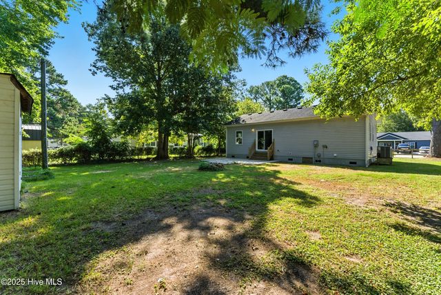 146 Wedgewood Drive, Moyock, NC 27958