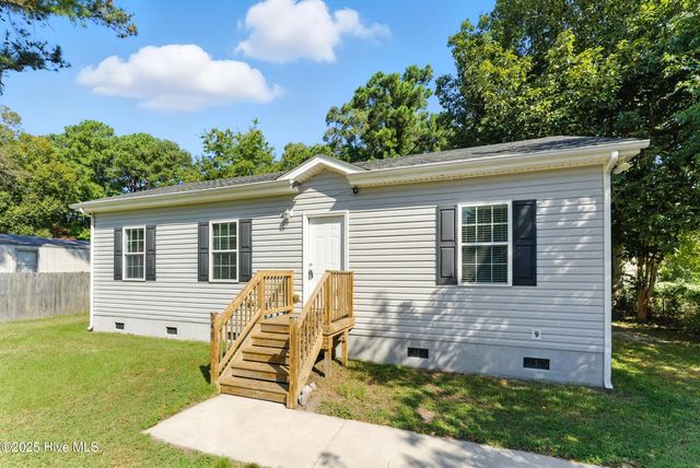 146 Wedgewood Drive, Moyock, NC 27958