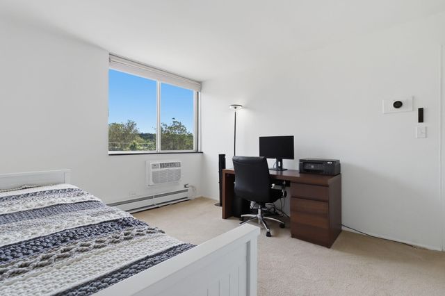1050 Wall Street 3E, Ann Arbor, MI 48105