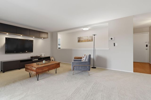 1050 Wall Street 3E, Ann Arbor, MI 48105